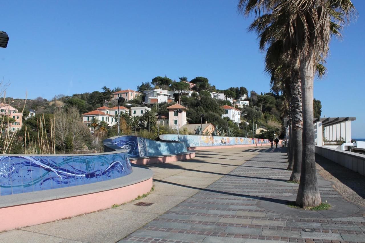 Il Mare In Piazza Apartment Albisola Superiore Exterior photo